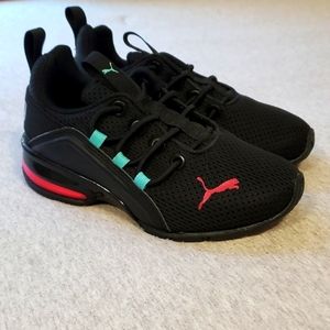 Girl Puma sneaker shoes size 11